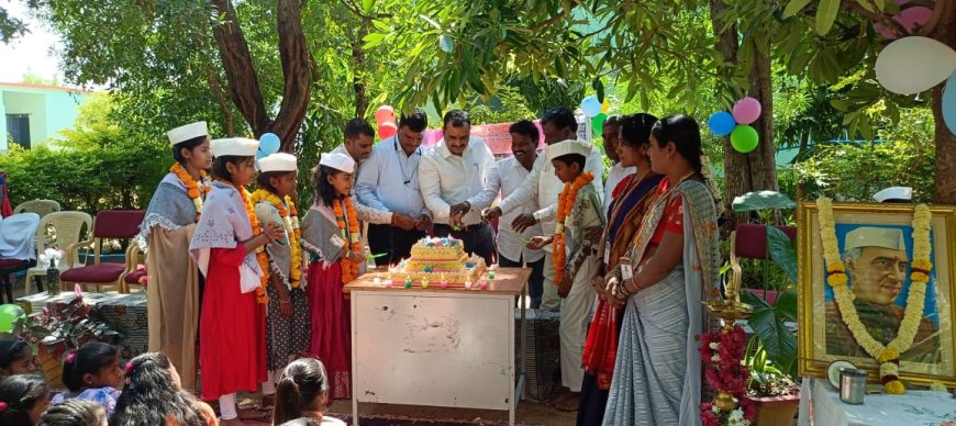 ಆಡಕಿ ಸರ್ಕಾರಿ ಪ್ರೌಢಶಾಲೆಯಲ್ಲಿ ಪೋಷಕರ ಮಹಾಸಭೆ ಹಾಗೂ ಮಕ್ಕಳ ದಿನಾಚರಣೆ ಸಂಭ್ರಮ