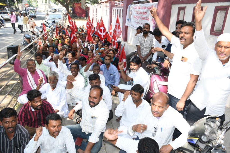 ಕಲಬುರಗಿ ಸರ್ಕಾರಿ ಹಾಸ್ಟೆಲ್‌ ಹೊರಗುತ್ತಿಗೆ ನೌಕರರ ಬೇಡಿಕೆಗಳಿಗಾಗಿ ಧರಣಿ–ಸತ್ಯಾಗ್ರಹ