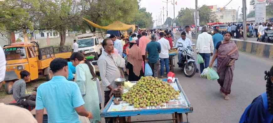 ಪುರಸಭೆ, ಪೊಲೀಸ್ ಅಧಿಕಾರಿಗಳು ಭಯ ಮುಕ್ತ ಸಂತೆ ಬಜಾರ್ ನಡೆಸಲು ಕ್ರಮವಹಿಸಬೇಕು :  ಆಗ್ರಹ