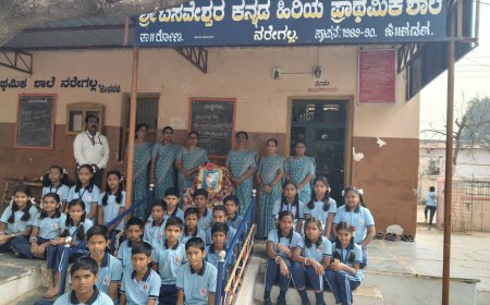 ನರೇಗಲ್ಲ: ಶ್ರೀ ಬಸವೇಶ್ವರ ಕನ್ನಡ ಹಿರಿಯ ಪ್ರಾಥಮಿಕ ಶಾಲೆಯಲ್ಲಿ ಡಾ. ಬಿ.ಆರ್. ಅಂಬೇಡ್ಕರ್ ಅವರ 69ನೇ ಮಹಾಪರಿನಿರ್ವಾಣ ದಿನಾಚರಣೆ