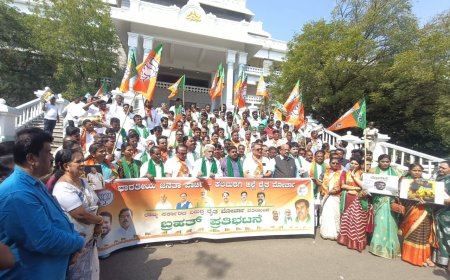 ರೈತ ವಿರೋಧಿ ರಾಜ್ಯ ಸರ್ಕಾರದ ವಿರುದ್ಧ ಬಿಜೆಪಿ ಮುಖಂಡರ ಹೋರಾಟ ಕಲಬುರಗಿ ಜಿಲ್ಲಾಧಿಕಾರಿ ಕಚೇರಿ ಮುಂದಡೆ ಬೃಹತ್ ಪ್ರತಿಭಟನೆ