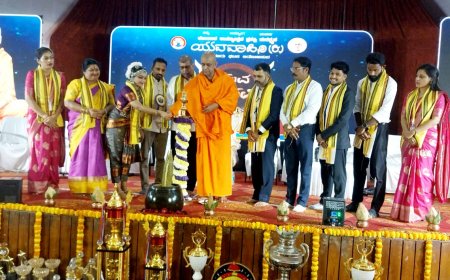 ನಾರಾಯಣ ಗುರು ಚಿಂತನೆಯಿಂದ ಈಡಿಗ ಬಿಲ್ಲವರು ಒಗ್ಗಟ್ಟಾಗೋಣ: ವಿಖ್ಯಾತಾನಂದಶ್ರೀ