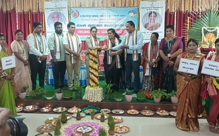 ಮೊಬೈಲ್ ಬಳಕೆ ಮಹಿಳೆಯರಲ್ಲಿ ಎಚ್ಚರ ಅಗತ್ಯ: ಸುವರ್ಣಾ