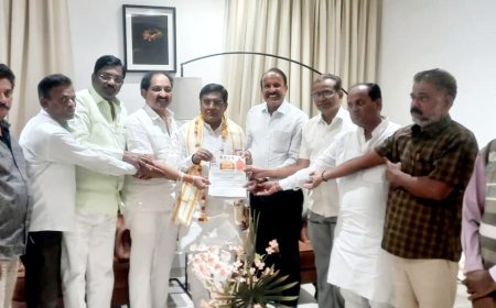 ಪ್ರಣವಾನಂದಶ್ರೀಗಳ ಪಾದಯಾತ್ರೆ: ಈಡಿಗ ಮುಖಂಡರ ಜೊತೆ ಜಗದೇವ ಗುತ್ತೇದಾರ್ ಚರ್ಚೆ