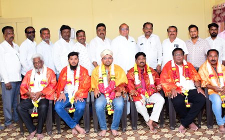 ಪಿಡಬ್ಲ್ಯುಡಿ ನೌಕರರ  ಸಂಘದ ಜಿಲ್ಲಾಧ್ಯಕ್ಷರಾದ ಆಯ್ಕೆಯಾದ ಶರಣರಾಜ ಛಪ್ಪರಬಂದಿ ಸೇರಿ ಪದಾಧಿಕಾಗಳ ಸನ್ಮಾನ ಸಮಾರಂಭ