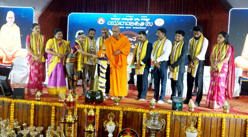 ನಾರಾಯಣ ಗುರು ಚಿಂತನೆಯಿಂದ ಈಡಿಗ ಬಿಲ್ಲವರು ಒಗ್ಗಟ್ಟಾಗೋಣ: ವಿಖ್ಯಾತಾನಂದಶ್ರೀ