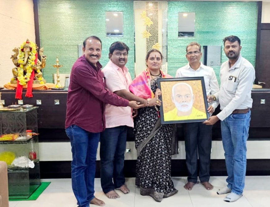 ನಾರಾಯಣ ಗುರು ಕಲಾಕೃತಿ ಪ್ರದಾನ