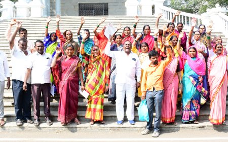 ದೇವದಾಸಿಯರ ಸಮಾಜ ಸೇವಾ ಸಂಘದಿಂದ ವಿವಿಧ ಬೇಡಿಕೆಗೆ ಆಗ್ರಹಿಸಿ