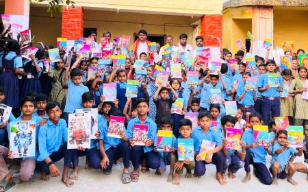 ಗ್ರಾ.ಪಂ.ಸದಸ್ಯ ನಾಗೇಶ್ ಡಿ ಮುಚಖೇಡ ಜನ್ಮದಿನದ ನಿಮಿತ್ತ ವಿದ್ಯಾರ್ಥಿಗಳಿಗೆ ನೋಟ್ ಬುಕ್, ಪ್ಯಾಡ ವಿತರಣೆ