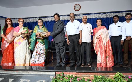 ಶ್ರೀ ಕೃಷ್ಣ ಸಮೂಹ ವಿದ್ಯಾಸಂಸ್ಥೆಯಲ್ಲಿ 77ನೇ ಗಣರಾಜ್ಯೋತ್ಸವ ದಿನಾಚರಣೆ ಸಂಭ್ರಮ