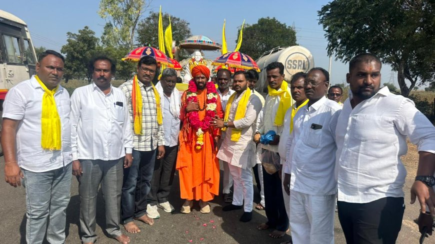 ವ್ಯಾಪಕ ಜನಬೆಂಬಲ ನಾಲ್ಕನೇ ದಿನಕ್ಕೆ ಕಾಲಿರಿಸಿದ ಪ್ರಣವಾನಂದ ಶ್ರೀಗಳ ಪಾದಯಾತ್ರೆ