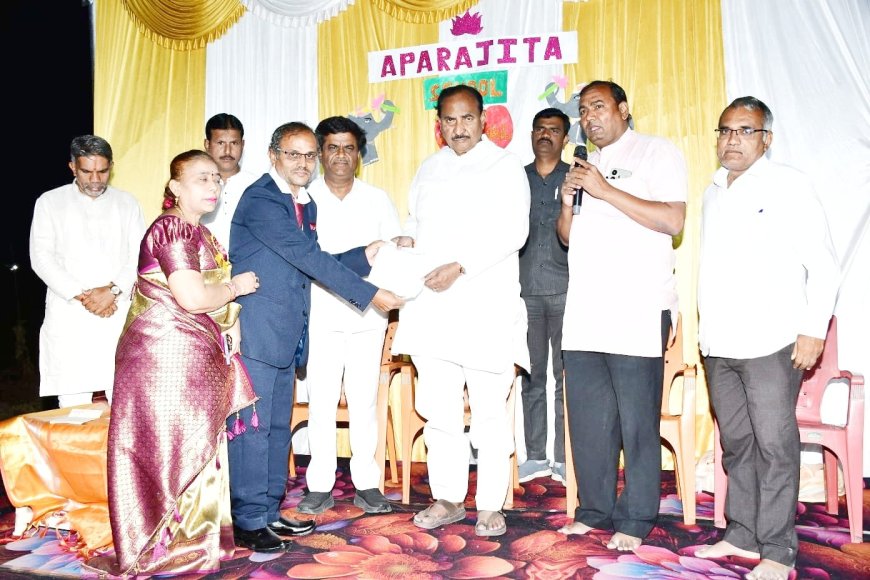 ಅಪರಾಜೀತ ಆಂಗ್ಲ ಮಾಧ್ಯಮ ಶಾಲೆಯ ವಾರ್ಷಿಕೋತ್ಸವ ಅದ್ಧೂರಿಯಾಗಿ ಜರುಗಿತು