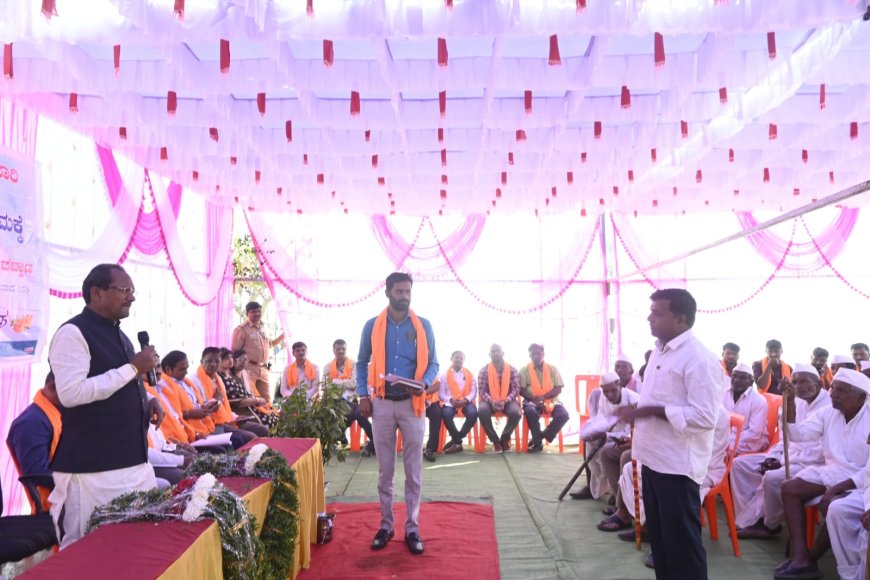 ಸರ್ಕಾರಿ ಶಾಲೆಗಳಿಗೆ ಶಾಸಕ ಪ್ರಭು ಚವ್ಹಾಣ ಭೇಟಿ, ಪರಿಶೀಲನೆ  ವಿದ್ಯಾರ್ಥಿಗಳಿಗೆ ಯಾವುದೇ ಕೊರತೆಯಾಗದಿರಲಿ: ಅಧಿಕಾರಿಗಳಿಗೆ ಸೂಚನೆ