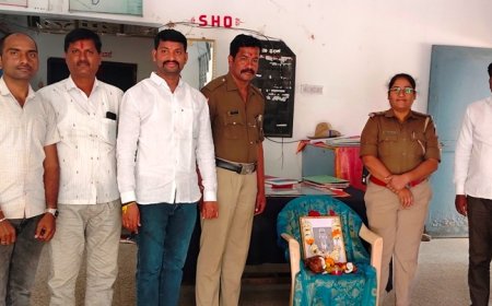 ಠಾಣೆಯಲ್ಲಿ ಮಡಿವಾಳ ಮಾಚಿದೇವರ ಜಯಂತಿ ಆಚರಣೆ,  ಮಡಿವಾಳ ಕಾಯಕ ಜೀವಿ : ಆಶಾ ರಾಠೋಡ್