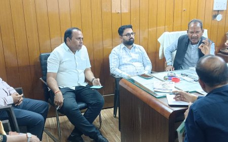 ಫೆ.12ರಿಂದ ಉದ್ಭವಲಿಂಗ ಅಮರೇಶ್ವರ ಜಾತ್ರೆ ಆರಂಭ  ಪಟ್ಟಣ ಸಿಂಗರಿಸಲು ಶಾಸಕ ಪ್ರಭು ಚವ್ಹಾಣ ಸೂಚನೆ