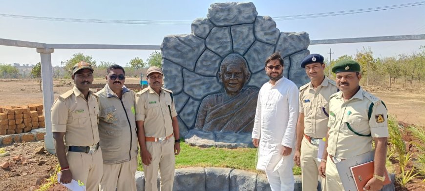 ಸಾಲುಮರದ ತಿಮ್ಮಕ್ಕನ ವೃಕ್ಷ್ಯೋದ್ಯಾನಕ್ಕೆ ಶಾಸಕ ಡಾ. ಅವಿನಾಶ ಜಾಧವ ಭೇಟಿ, ವಿಕ್ಷಣೆ