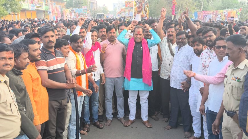 ರಥೋತ್ಸವದಲ್ಲಿ ಶಾಸಕ ಪ್ರಭು ಚವ್ಹಾಣ ಭಾಗಿ