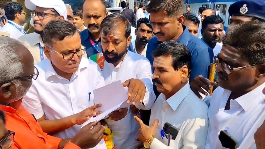 ವಾಡಿ ರೈಲ್ವೆ ನಿಲ್ದಾಣದ ಅಭಿವೃದ್ಧಿಗಾಗಿ ಮನವಿ*