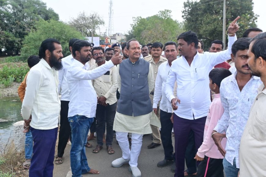 ಕೆರೆ ದುರಸ್ತಿ, ಸೇತುವೆ ಕಾಮಗಾರಿಗೆ ಶಾಸಕ ಪ್ರಭು ಚವ್ಹಾಣ ಚಾಲನೆ