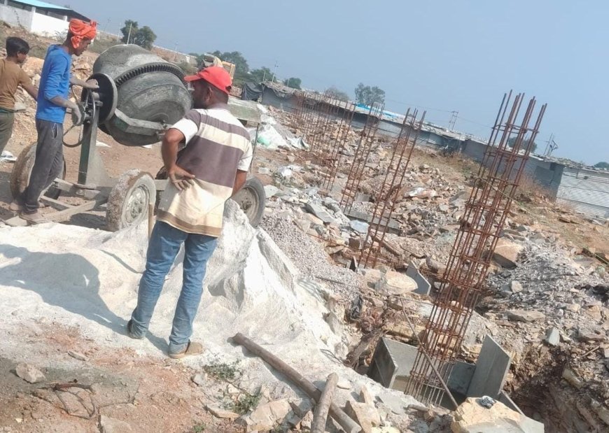 ವಸತಿ ಶಾಲೆ ಕಾಮಗಾರಿ ಕಳಪೆ - ಪ್ರದೀಪ್ ಅಣಬಿ ಆರೋಪ