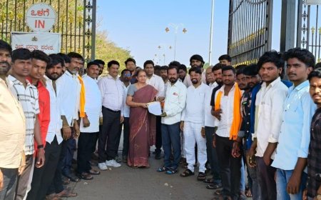 ನರಿಬೋಳ-ಚಾಮನೂರು ಸೇತುವೆ ಕಾಮಗಾರಿ ತಕ್ಷಣ ಪ್ರಾರಂಭಿಸಲು ಆಗ್ರಹಿಸಿ ಸುವರ್ಣಸೌಧಕ್ಕೆ ಮುತ್ತಿಗೆ