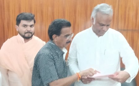 ಟೆಂಗಳಿ ಗ್ರಾಮದ ಮಹಾದ್ವಾರ ರಿಪೇರಿ ಮಾಡಲು ಜಿಲ್ಲಾ ಉಸ್ತುವಾರಿ ಸಚಿವರಿಗೆ ಮನವಿ