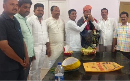 ಭೂಸನೂರ ಗ್ರಾಮಪಂಚಾಯತ ನೂತನ ಅಧ್ಯಕ್ಷ , ಮುತ್ತಣ್ಣ ಬೀಳಗಿಯವರಿಗೆ ರಾಜಕುಮಾರ.ಎಚ್ ಕಪನೂರ ರವರಿಂದ ಸನ್ಮಾನ