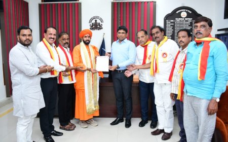 ರಾಜ್ ಸ್ಮಾರಕ  ಭೂಮಿ ಬಗ್ಗೆ ನಟ ಚೇತನ್ ವಿವಾದಾಸ್ಪದ ಹೇಳಿಕೆ ವಿರುದ್ಧ ಪ್ರಣವಾನಂದ ಶ್ರೀ ರಾಜಕುಮಾರ ಅಭಿಮಾನಿ ಬಳಗ ತೀವ್ರ ಆಕ್ರೋಶ ದೂರು