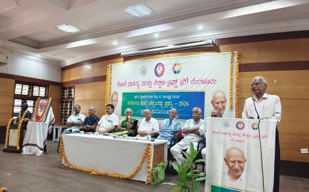 ಜನರನ್ನು ಚುನಾವಣೆಯಲ್ಲಿ ಮಾತ್ರ ನೆನಪಿಸಿಕೊಳ್ಳುವ ಜನಪ್ರತಿನಿಧಿಗಳು: ಸಾಹಿತಿ ಕೆ. ಮರುಳಸಿದ್ದಪ್ಪ ಟೀಕೆ