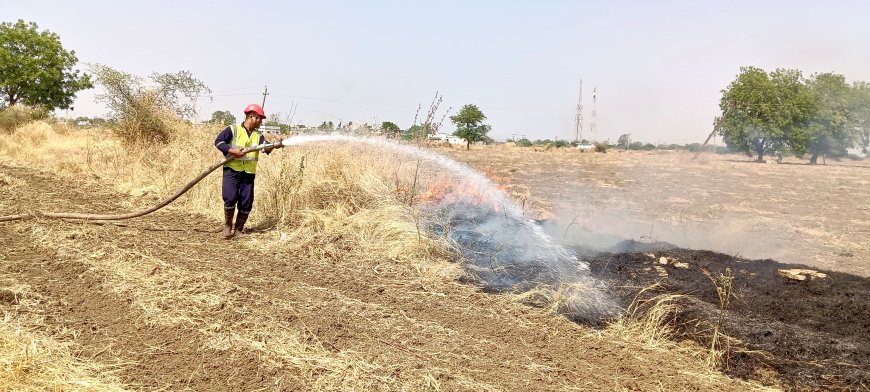 ವಾಡಿ ಯಲ್ಲಿ ಕಣಕಿ ಬಣಮಿಗೆ ಬೆಂಕಿ:ರೈತ ಕಂಗಾಲು