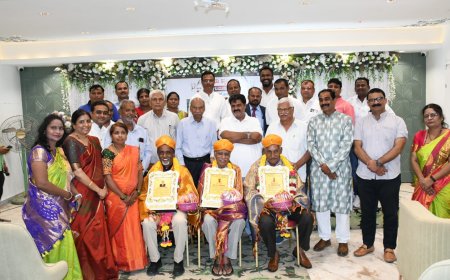 ಗುರುಗಳಿಗೆ ಶಿಷ್ಯರ ಕೃತಜ್ಞ ನಮನ : ಕಲಬುರಗಿಯಲ್ಲಿ ಗುರುನಮನ ಕಾರ್ಯಕ್ರಮ