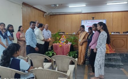 ಶ್ರೀಮತಿ ವೀರಮ್ಮ ಗಂಗಸಿರಿ ಪಿಯು ಕಾಲೇಜಿನಲ್ಲಿ ಸರಸ್ವತಿ ಪೂಜೆಯೊಂದಿಗೆ ನೂತನ ತರಗತಿಗಳ ಪ್ರಾರಂಭೋತ್ಸವ