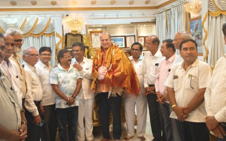 ವಿಯಟ್ನಾಮ ನಾಗರಿಕರ ರಾಷ್ಟ್ರ ನಿಷ್ಠೆ ಮತ್ತು ಅಲ್ಲಿಯ ಪ್ರವಾಸೋಧ್ಯಮ ಕ್ಷೇತ್ರ ವಿಶ್ವಕ್ಕೆ ಮಾದರಿ.ಬಸವರಾಜ ದೇಶಮುಖ್.
