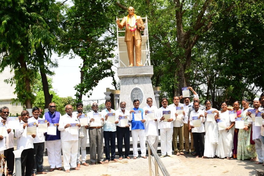 ಬುದ್ಧ-ಬಸವ-ಅಂಬೇಡ್ಕರ್ ಜಯಂತ್ಯೋತ್ಸವ ಕರಪತ್ರ ಬಿಡುಗಡೆ