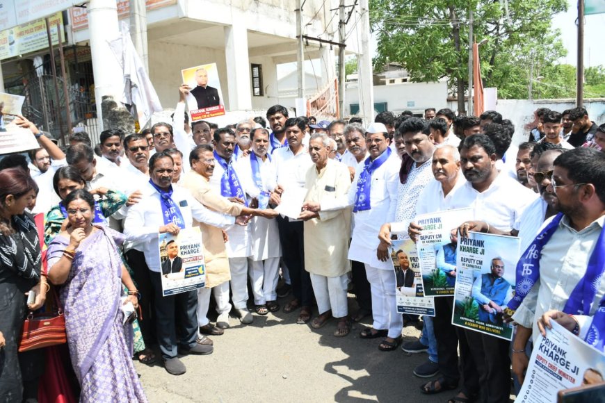 ಪ್ರಿಯಾಂಕ್ ಖರ್ಗೆ ಅವರಿಗೆ ಡಿಸಿಎಂ ಸ್ಥಾನ ನೀಡಲು ಸಂವಿಧಾನ ರಕ್ಷಣಾ ಹೋರಾಟ ಸಮಿತಿಯಿಂದ ಮನವಿ