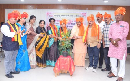 ಎಲ್ಲಾ ಕ್ಷೇತ್ರಗಳಲ್ಲೂ ಮಹಿಳೆಯರು ಮುನ್ನಡೆಯಬೇಕು : ನೀಲಾಂಬಿಕಾ