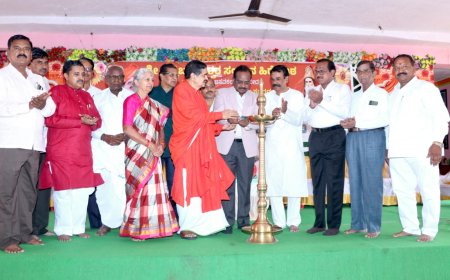 ಸುಕ್ಷೇತ್ರ ಹಾರಕೂಡ- ಸಬರದರ ಎರಡು ಕೃತಿ ಬಿಡುಗಡೆ