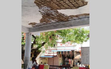 ಸಗರ ಚೌಡಿ ಕಟ್ಟೆಯ ಮೇಲ್ಚಾವಣಿ ಕುಸಿತ,ಆತಂಕದಲ್ಲಿ ಜನತೆ