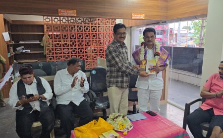 ವಚನ ಸಾಹಿತ್ಯ ಸಂರಕ್ಷಣೆಗೆ ಸಹಕಾರಿ ಬ್ಯಾಂಕ್‌ಗಳ ಪಾತ್ರ ಮಹತ್ವದ್ದು: ಸೋಮಶೇಖರ ಟೆಂಗಲಿ