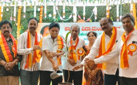 ಡಾ.ದೇವೇಂದ್ರಪ್ಪ ಹಡಪದ ಅವರ ಸೇವೆ ಅನನ್ಯವಾದದ್ದು - ಸಿದ್ದಲಿಂಗಣ್ಣ ಆನೆಗುಂದಿ