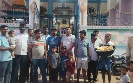 ಮಳೆಗಾಗಿ ಗುರ್ಜಿ ಆಡಿ ಪ್ರಾರ್ಥನೆ ಸಲ್ಲಿಸಿದ ನರೇಗಲ್ಲ ಜನತೆ