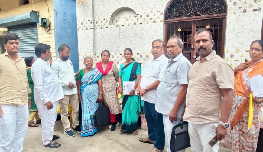 ಬೂತ್‌ಗಳಿಗೆ ಬಿಜೆಪಿ ಮುಖಂಡರ ಭೇಟಿ, ಮತದಾರರ ಪಟ್ಟಿ ಪರಿಷ್ಕರಣೆ ಯಶಸ್ವಿಗೊಳಿಸಲು ಕರೆ