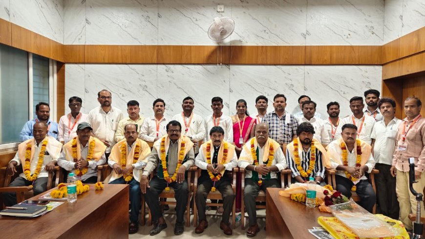 ರೋಣದಲ್ಲಿ ಕಾರ್ಯನಿರತ ಪತ್ರಕರ್ತರ ಪದಗ್ರಹಣ ಹಾಗೂ ಐಡಿ ಕಾರ್ಡ್ ವಿತರಣೆ