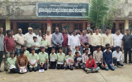 ಜನ್ಮದಿನವನ್ನು ಸಮಾಜಸೇವೆಯ ಮೂಲಕ ಆಚರಿಸಿದ ವಿಜಯಕುಮಾರ ಚವಾಣ್: ಶ್ರವಣನ್ಯೂನ್ಯತೆ ಮಕ್ಕಳಿಗೆ ನೋಟ್‌ಬುಕ್, ಪೆನ್ನು, ಬಟ್ಟೆ ವಿತರಣೆ