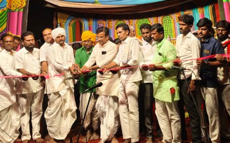 ನಾಟಕಗಳು ಗ್ರಾಮೀಣ ಜನರ ಜೀವಾಳ.