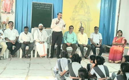 ಹಿರಿಯರ ಆದರ್ಶ ಭವಿಷ್ಯದ  ಬಾಳಿಗೆ ದಾರಿ ದೀಪ   ವಿಶ್ವಹಿರಿಯ ನಾಗರಿಕರ ದಿನಾಚರಣೆ : ಡಾ ಸದಾನಂದ ಪೆರ್ಲ ಅಭಿಮತ