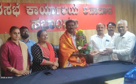 ನಗರಸಭೆ : ಪೌರಾಯುಕ್ತರಾಗಿ ಮನೋಜಕುಮಾರ ಗುರಿಕಾರ ಅಧಿಕಾರ ಸ್ವೀಕಾರ :..