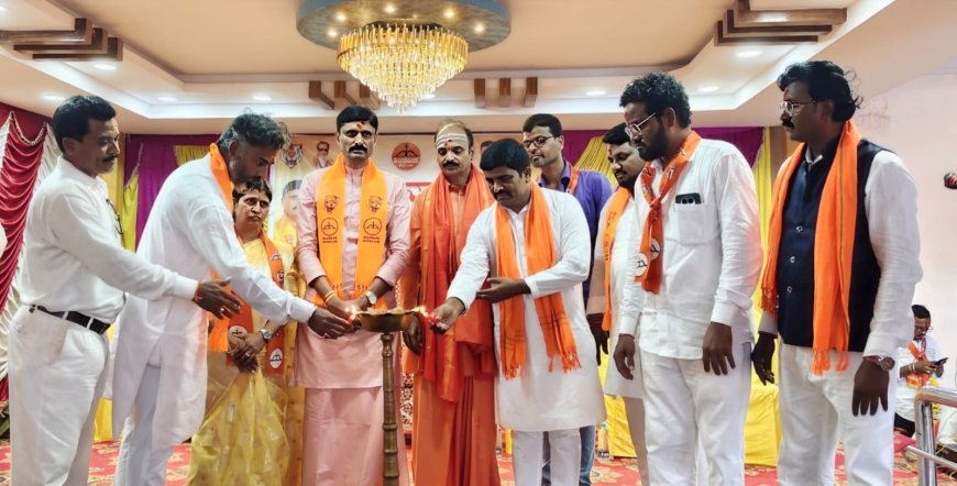 | ಶಿವಸೇನಾ ಪಕ್ಷದ ಉಧ್ಘಾಟನೆ : ತಾಲ್ಲೂಕ  ಪದಾದಿಕಾರಿಗಳ ನೇಮಕ |  ಕೈ ಕಮಲದ ಮಧ್ಯೆ ಶಿವಾಸೇನಾ ಪಕ್ಷ ಬೆಳೆಸಬೇಕು :..ಆಂದೋಲ ಶ್ರೀಗಳು.