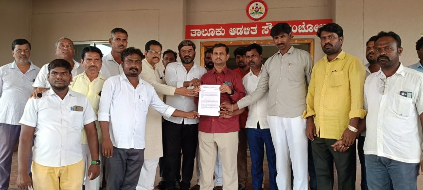 ಸುರಪುರ ದಲಿತ ಕುಟುಂಬದ ಮೇಲಿನ ಹಲ್ಲೆ ಖಂಡಿಸಿ, ಅಂಬೇಡ್ಕರ್ ಚಿಂತಕರ ವೇದಿಕೆ ಪ್ರತಿಭಟನೆ