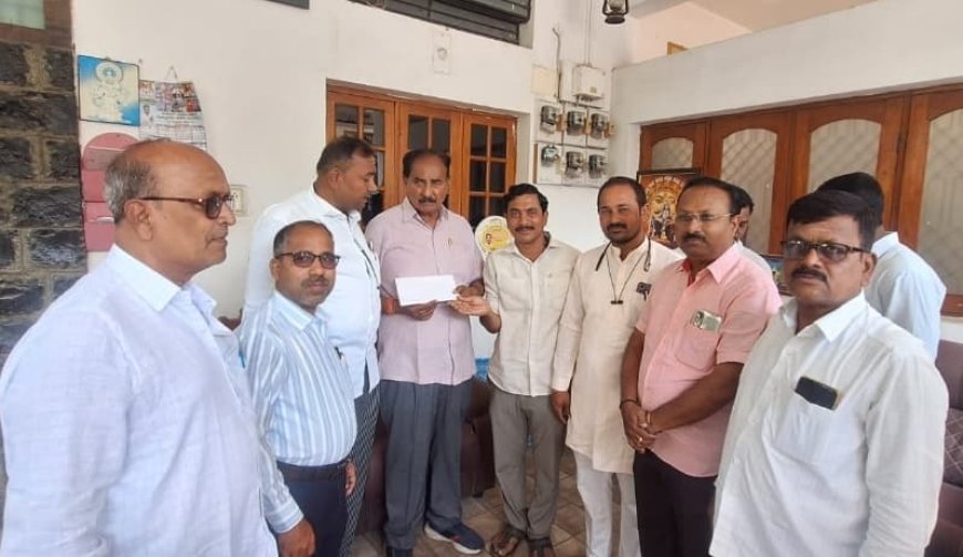 ಜಿಲ್ಲಾ ಹಟಗಾರ ಸಮಾಜದ, ವತಿಯಿಂದ ಪ್ರತಿಭಾ ಪುರಸ್ಕಾರ ಮತ್ತು ರಾಷ್ಟ್ರೀಯ ಕೈಮಗ್ಗ ದಿನಾಚರಣೆ.   2026 ರ ಸಂಚಾಲಕರು ಸತೀಶ ಜಮಖಂಡಿ.